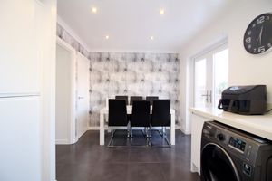 Kitchen/Diner- click for photo gallery